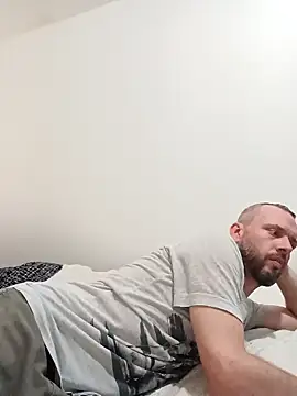 Snapshot of Mike_3789 chatting on October 14, 2025, 7:25 pm Mike 3789 online show from October 14, 2025, 7:25 pm