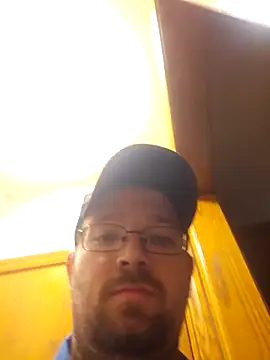 dakotafail92 online show from October 15, 2025, 10:37 am