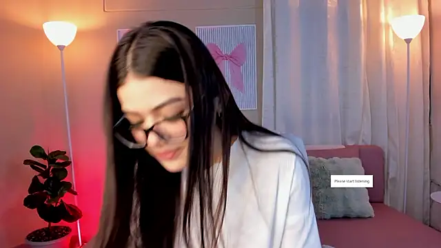 MarianaaDooll online show from February 13, 2026, 12:12 pm