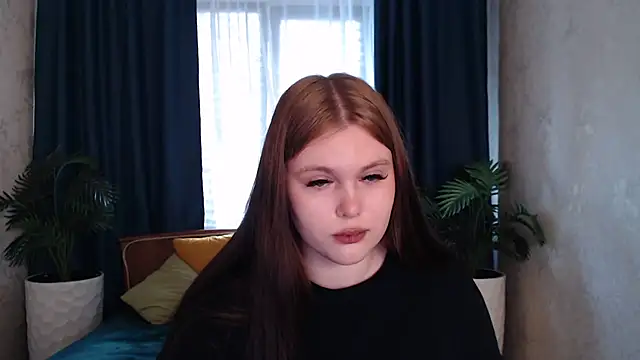 Musegirl online show from November 6, 2025, 5:41 am