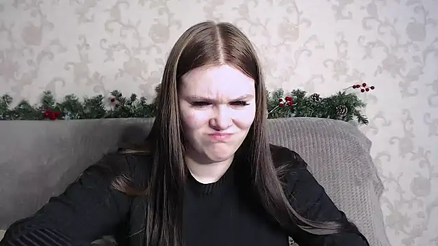 Musegirl online show from February 13, 2026, 8:21 am