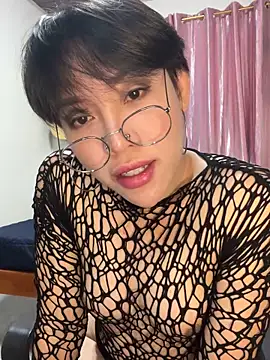 Keyka15 online show from February 11, 2026, 3:50 pm