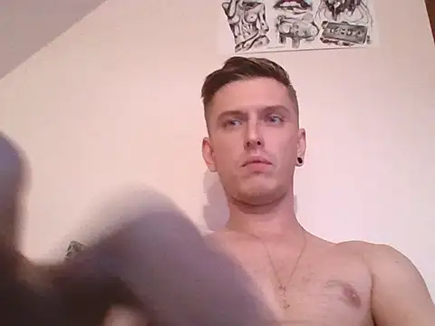 kinkyalecx online show from November 17, 2025, 4:13 pm
