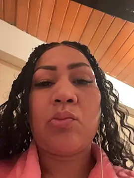 Ayleenpamelasexysquirt online show from October 15, 2025, 7:25 pm