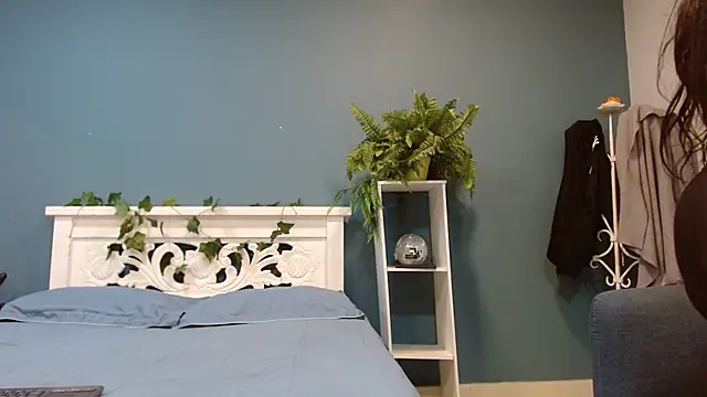 Snapshot of Valerii_Mariin chatting on November 7, 2025, 2:50 pm Valerii Mariin online show from November 7, 2025, 2:50 pm