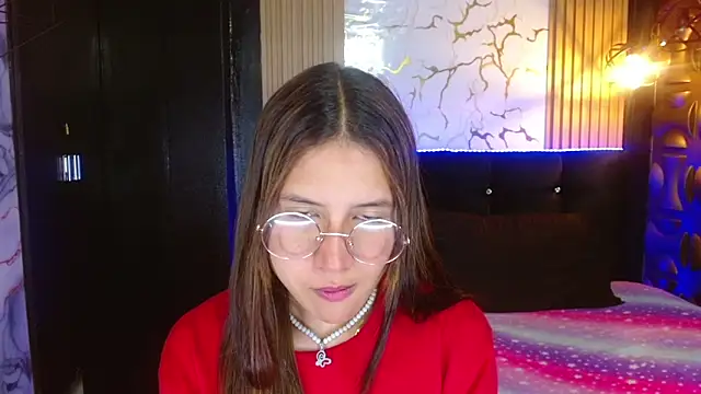 Snapshot of tinibunny chatting on October 28, 2025, 7:05 pm tinibunny online show from October 28, 2025, 7:05 pm