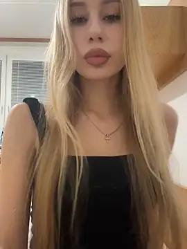 JudithCarly online show from November 25, 2025, 7:36 pm