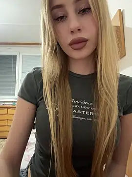 JudithCarly online show from February 10, 2026, 10:03 pm