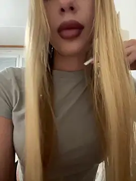 JudithCarly online show from March 19, 2026, 10:25 pm