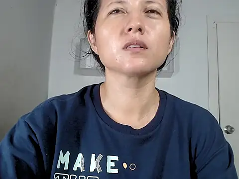 Renata Rivas online show from October 30, 2025, 4:03 am