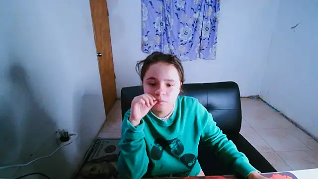 SweetRabbit29 online show from June 11, 2026, 9:51 am