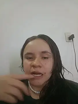SweetRabbit29 online show from June 27, 2026, 6:18 am