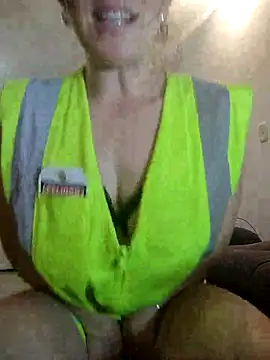 Snapshot of disneey2888 chatting on November 23, 2025, 7:41 am disneey2888 online show from November 23, 2025, 7:41 am