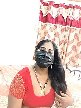 tamil-aunt online show from October 11, 2025, 5:22 pm