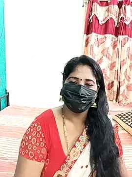 tamil-aunt online show from October 18, 2025, 2:58 am