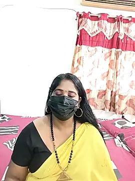 tamil-aunt online show from November 8, 2025, 3:18 am