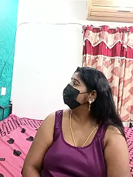 tamil-aunt online show from December 13, 2025, 7:53 pm
