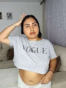 Jana Giraldo online show from January 6, 2026, 11:51 pm