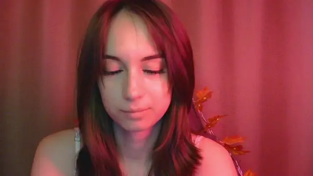 VeraLush online show from November 10, 2025, 1:43 pm