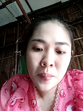 Snapshot of Cherry_pusy99 chatting on October 14, 2025, 12:11 am Cherry pusy99 online show from October 14, 2025, 12:11 am