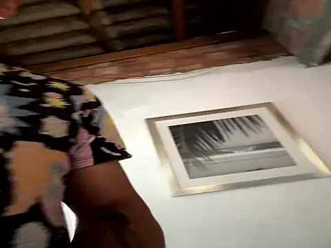 Snapshot of Pierry_tchunay chatting on October 23, 2025, 2:05 pm Pierry tchunay online show from October 23, 2025, 2:05 pm