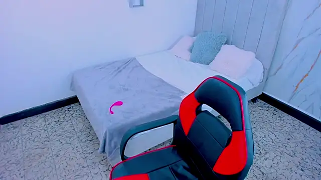 Amira mansour online show from November 24, 2025, 7:35 pm