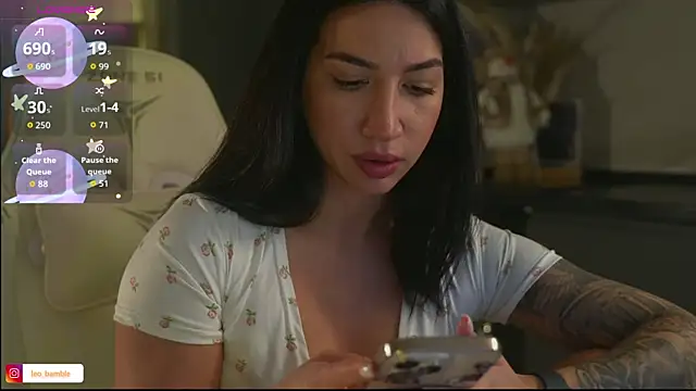 LeoBamble online show from November 24, 2025, 5:12 pm