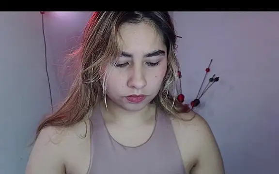 sofiazaf5 online show from October 29, 2025, 2:30 pm