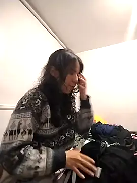 HollyPeach online show from February 23, 2026, 10:29 pm