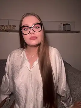 xSlavicDollx online show from October 15, 2025, 11:16 pm