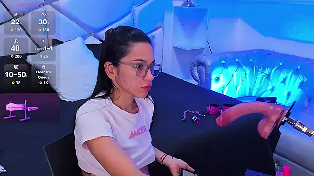 Snapshot of GabbiePrice chatting on February 24, 2026, 11:52 am GabbiePrice online show from February 24, 2026, 11:52 am