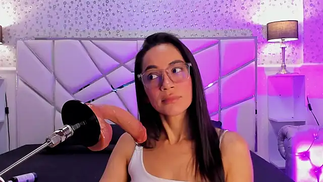 Snapshot of GabbiePrice chatting on March 22, 2026, 6:11 pm GabbiePrice online show from March 22, 2026, 6:11 pm