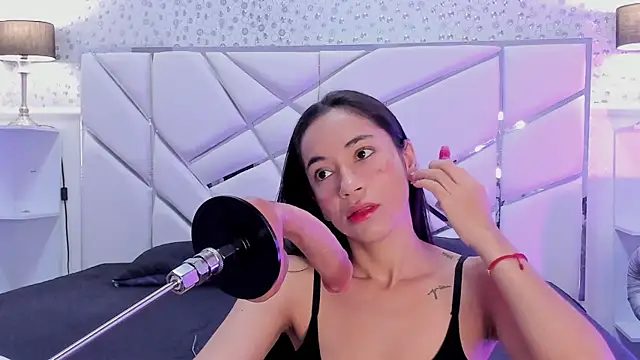 Snapshot of GabbiePrice chatting on March 30, 2026, 11:22 am GabbiePrice online show from March 30, 2026, 11:22 am