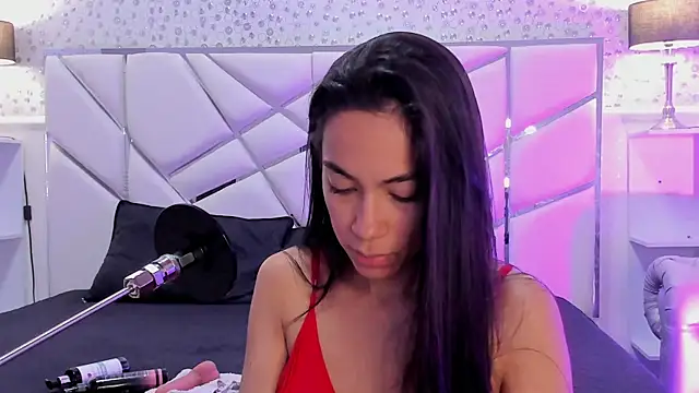 Snapshot of GabbiePrice chatting on April 3, 2026, 11:52 am GabbiePrice online show from April 3, 2026, 11:52 am