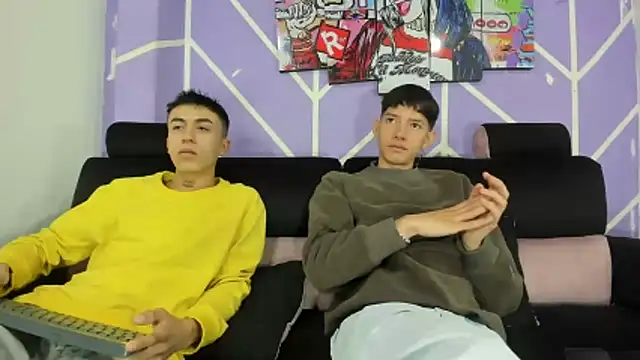 heyy noah11 online show from March 17, 2026, 1:14 pm