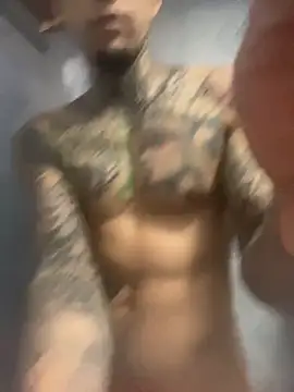 Molotov Explosive online show from November 7, 2025, 3:01 pm