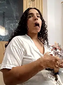 Belindamuller online show from February 16, 2026, 11:34 pm