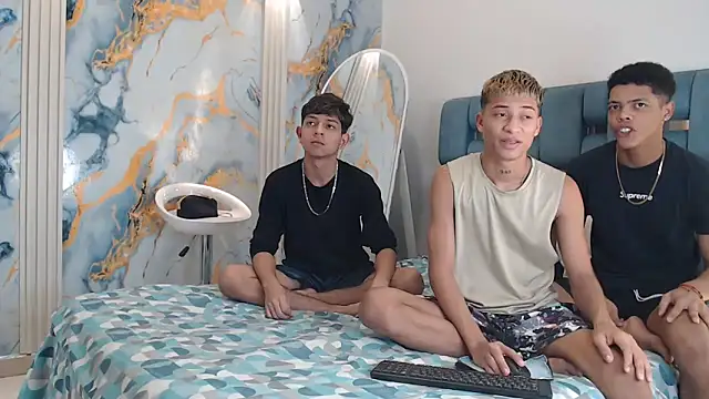 EMPIRE BOYS1 online show from May 14, 2026, 7:20 pm
