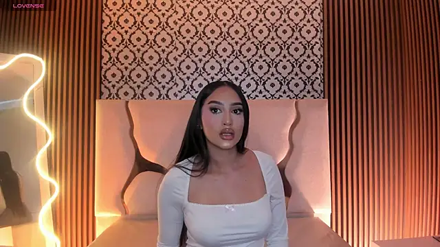 Snapshot of BEELLA_TAY1 chatting on February 19, 2026, 12:34 pm BEELLA TAY1 online show from February 19, 2026, 12:34 pm