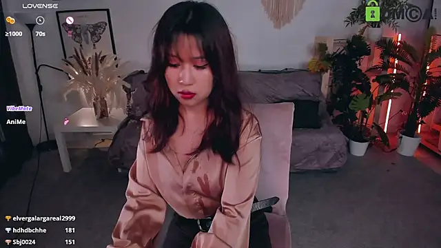 Erika Kim online show from July 13, 2026, 7:16 pm