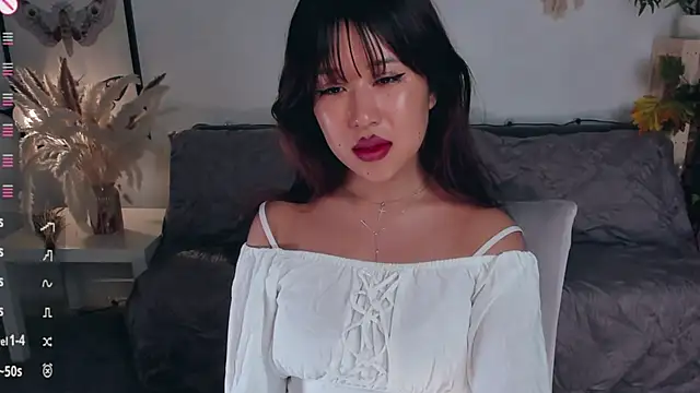 Erika Kim online show from July 20, 2026, 10:39 am
