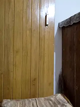 Tanha18 online show from November 23, 2025, 6:46 am