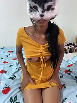 Snapshot of Shanudri77 chatting on November 18, 2025, 3:12 am Shanudri77 online show from November 18, 2025, 3:12 am