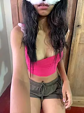 Snapshot of Shanudri77 chatting on November 24, 2025, 2:55 am Shanudri77 online show from November 24, 2025, 2:55 am