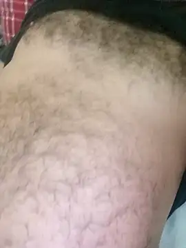 Snapshot of DEWOLT18 chatting on February 13, 2026, 11:01 pm DEWOLT18 online show from February 13, 2026, 11:01 pm