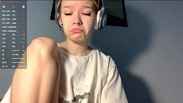 Snapshot of LorRebak chatting on October 31, 2025, 9:43 am LorRebak online show from October 31, 2025, 9:43 am