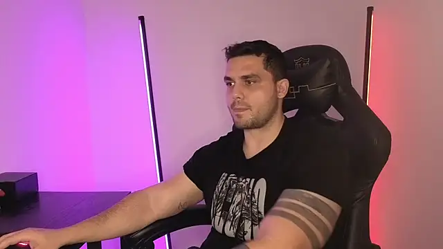 Danielbateson online show from January 10, 2026, 1:13 pm