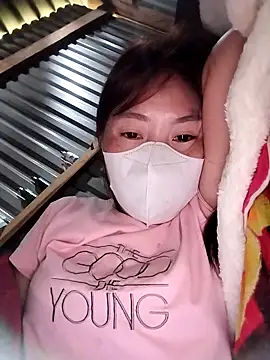 xixibabi online show from November 11, 2025, 3:28 am