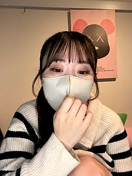 yura ra ra online show from December 15, 2025, 3:22 am