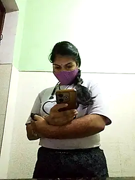 PG girl 12th online show from October 18, 2025, 4:52 pm